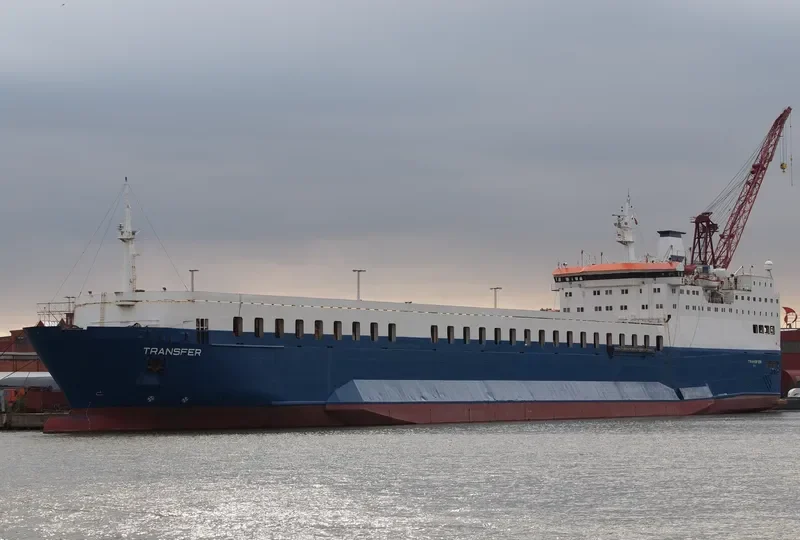 TRANSFER Ro-Ro IMO 7528570 photo 9