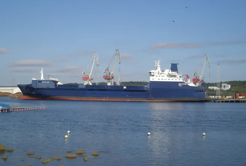 BALTICUM Ro-Ro IMO 7528594 photo 4