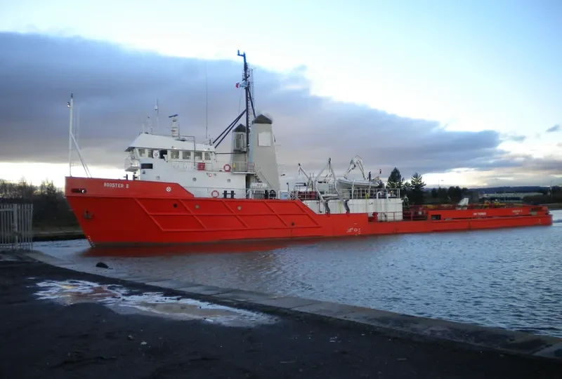 TOPIA PEARL Offshore Vessel IMO 7531620 photo 2