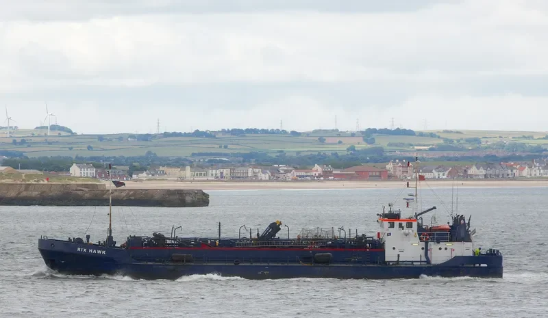 RESTORER II Tanker IMO 7533630 photo 2