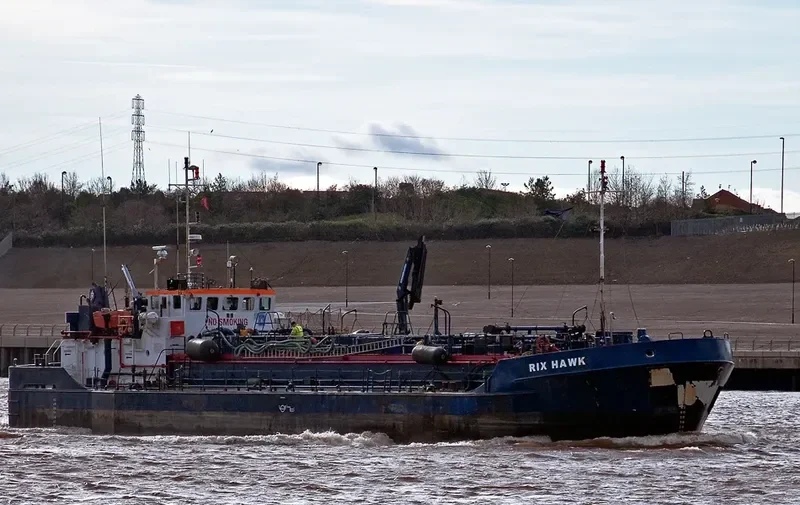 RESTORER II Tanker IMO 7533630 photo 6