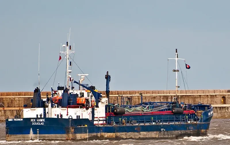 RESTORER II Tanker IMO 7533630 photo 7