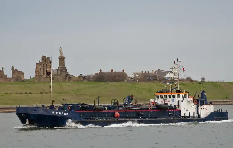 RESTORER II Tanker IMO 7533630 photo 9