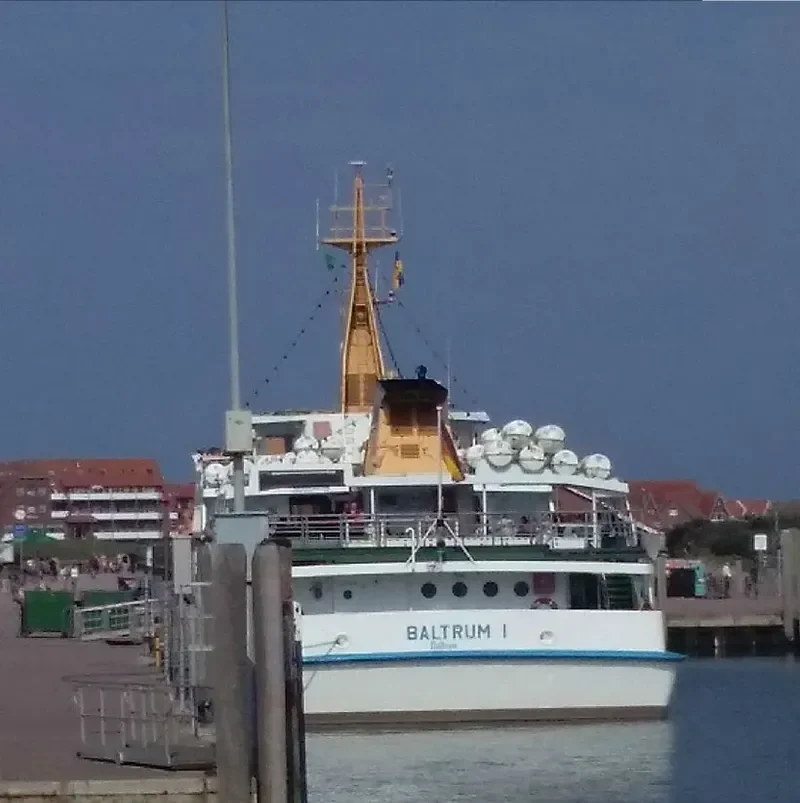 BALTRUM I Passenger Ship IMO 7600562 photo 4