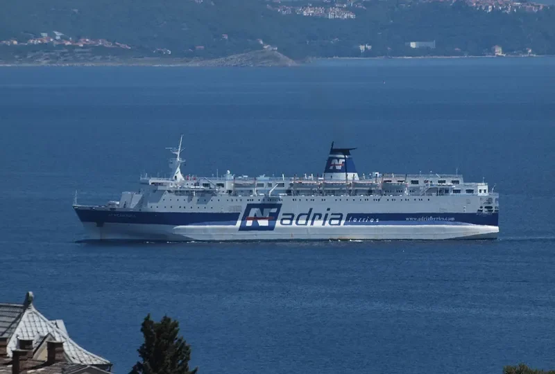AF FRANCESCA Ro-Ro IMO 7602089 photo 5