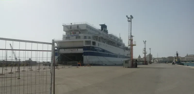 NOMT Ro-Ro IMO 7602118 photo 2