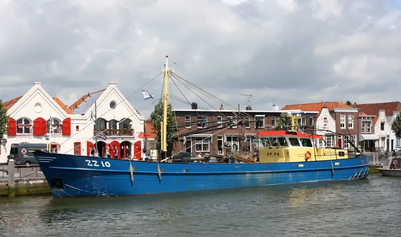DE VIER GEBROEDERS Fishing Vessel IMO 7605952 photo 9