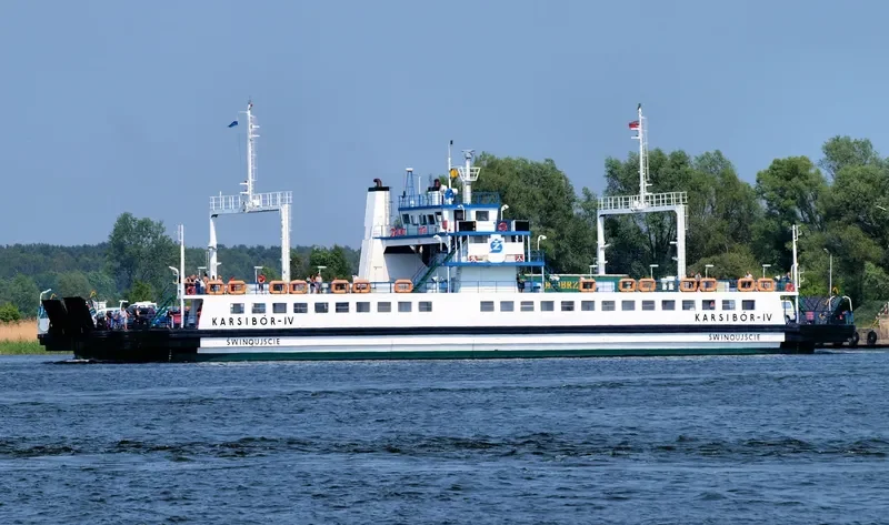 KARSIBOR IV Ro-Ro IMO 7606786 photo 4