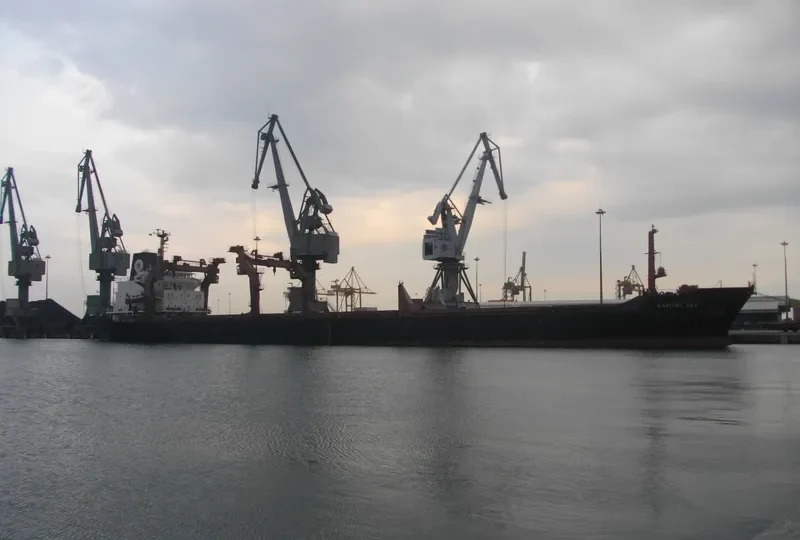 CAPITAL SKY General Cargo IMO 7609647 photo 8