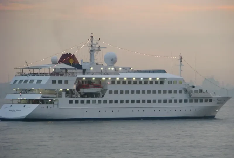 QSM DUBAI General Cargo IMO 7610062