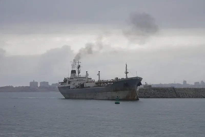 SHAMKHOR Tanker IMO 7610971 photo 3