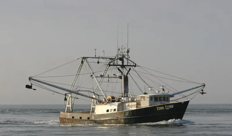 TINA LYNN Fishing Vessel IMO 7612010 photo 5