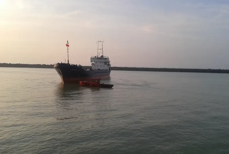 BALTIYSKIY 111 General Cargo IMO 7612448 photo 8