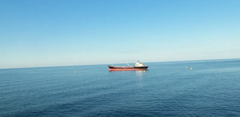 AYANA Tanker IMO 7613507 photo 4