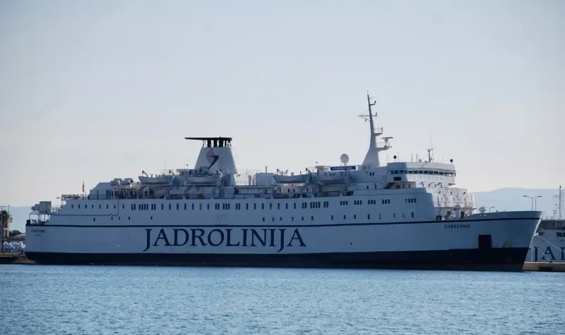 DUBROVNIK Ro-Ro IMO 7615048