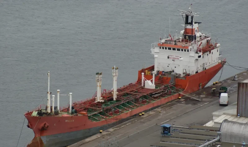 WIGRY Tanker IMO 7615529 photo 4