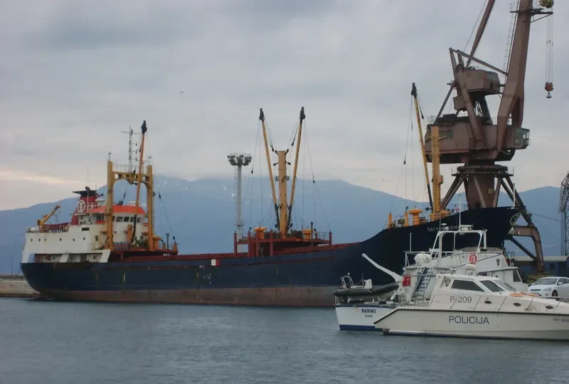 TAYYAR SENKAYA 1 General Cargo IMO 7615957 photo 9
