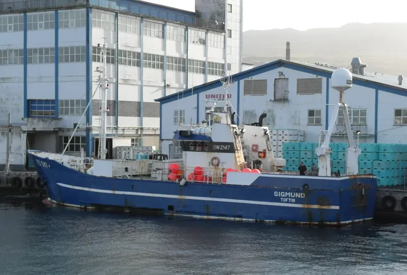 SIGMUND Fishing Vessel IMO 7616937 photo 3