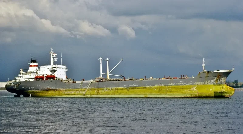 KOMANDARM FEDKO Tanker IMO 7622950