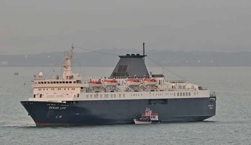 OCEAN LIFE Passenger Ship IMO 7625809