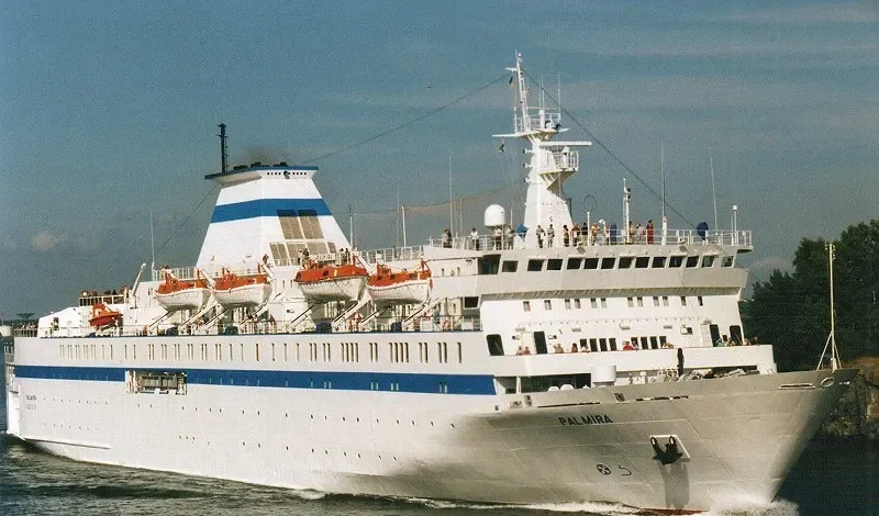 OCEAN LIFE Passenger Ship IMO 7625809 photo 3