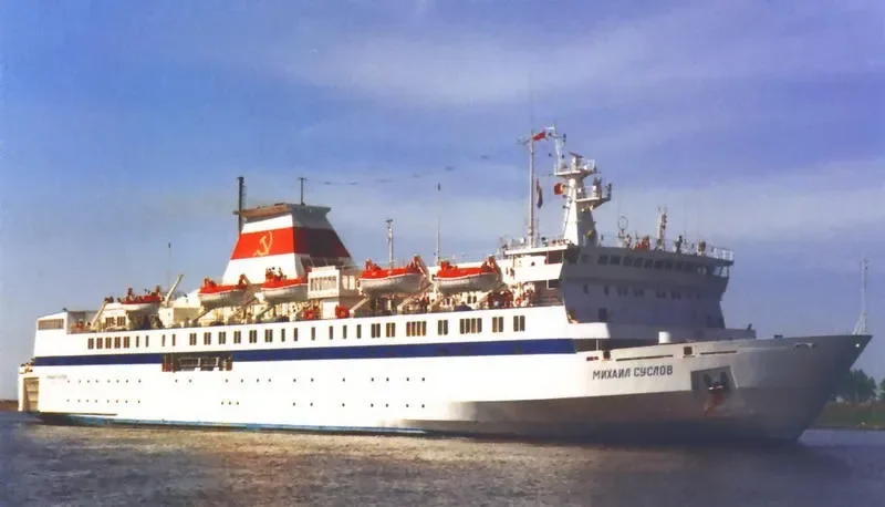 OCEAN JEWEL OF ST.PETERSBURG Passenger Ship IMO 7625823 photo 2