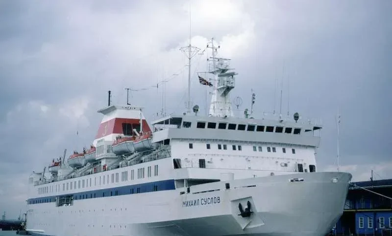 OCEAN JEWEL OF ST.PETERSBURG Passenger Ship IMO 7625823 photo 4