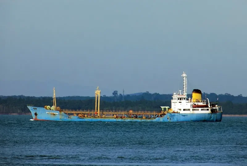 OVIN SAMUDERA Tanker IMO 7626621