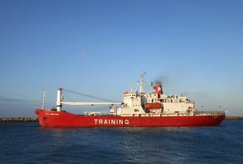 S.A.AGULHAS General Cargo IMO 7628136 photo 3