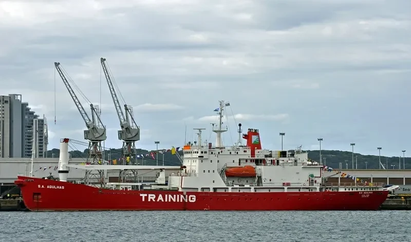 S.A.AGULHAS General Cargo IMO 7628136 photo 6