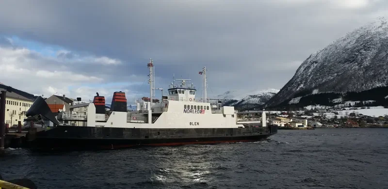 OLEN Ro-Ro IMO 7633698 photo 2