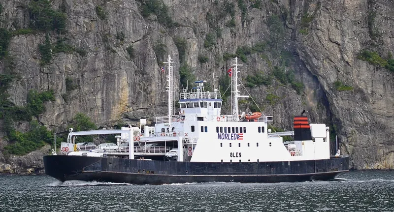 OLEN Ro-Ro IMO 7633698 photo 9