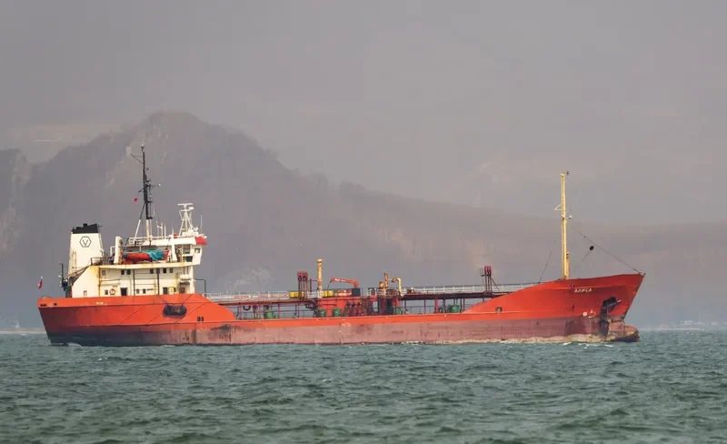 ALISA Tanker IMO 7635347 photo 7