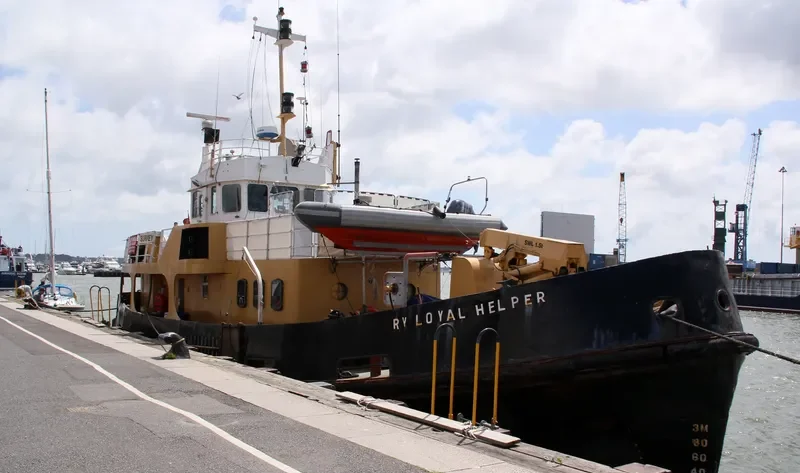 LOYAL HELPER Offshore Supply Vessel IMO 7636389 photo 9