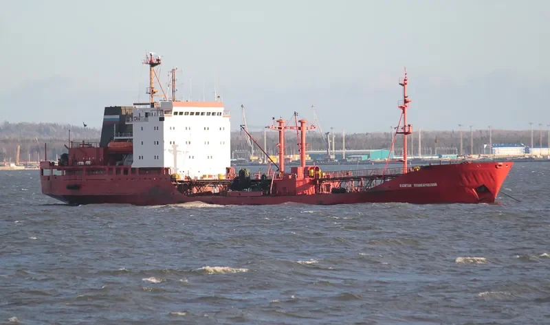 KAPITAN PONIKAROVSKIY Tanker IMO 7636614 photo 6