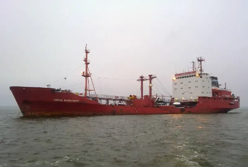 KAPITAN PONIKAROVSKIY Tanker IMO 7636614 photo 10