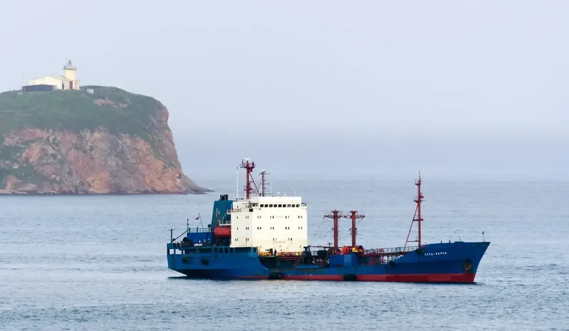 XIN HAI Tanker IMO 7636638 photo 9