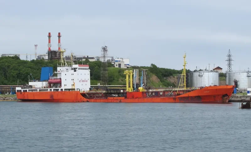 SAKHOIL Tanker IMO 7636652 photo 5