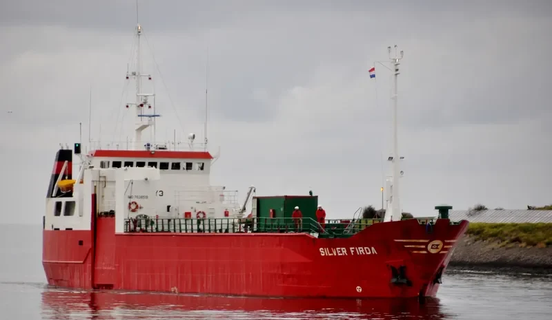 SILVER FIRDA General Cargo IMO 7638519 photo 4