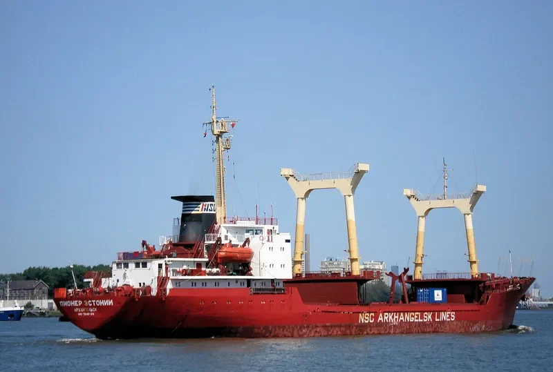 PIONER ESTONII General Cargo IMO 7640720 photo 9