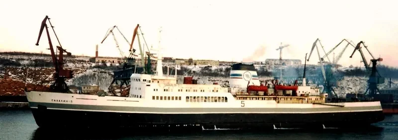 SAKHALIN 5 Ro-Ro IMO 7640809 photo 2