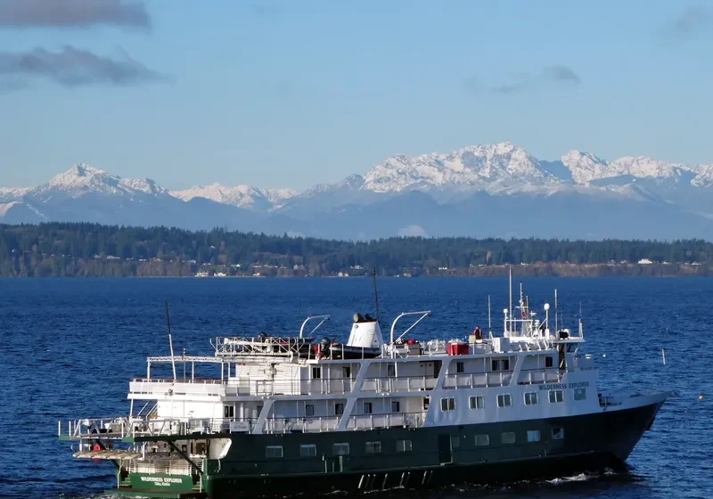 WILDERNESS EXPLORER Passenger Ship IMO 7641413 photo 2