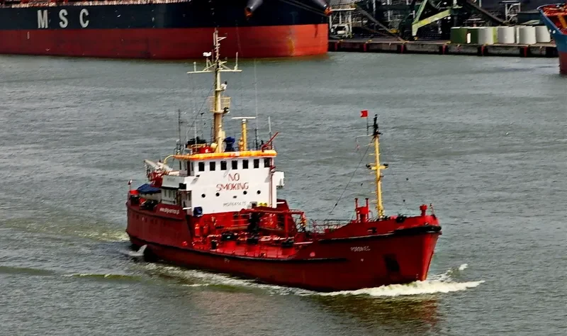 PORONIEC Tanker IMO 7641475 photo 5