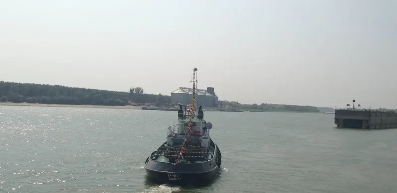 LAINICI Tug Boat IMO 7642027 photo 7