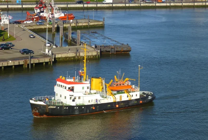 GREIF Research Vessel IMO 7642182 photo 2