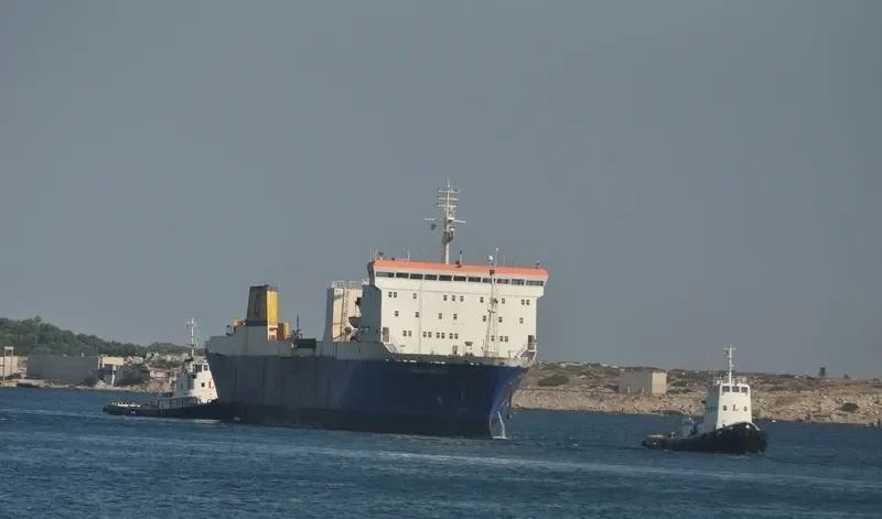 AEGEAN FANTASY Ro-Ro IMO 7700049 photo 5