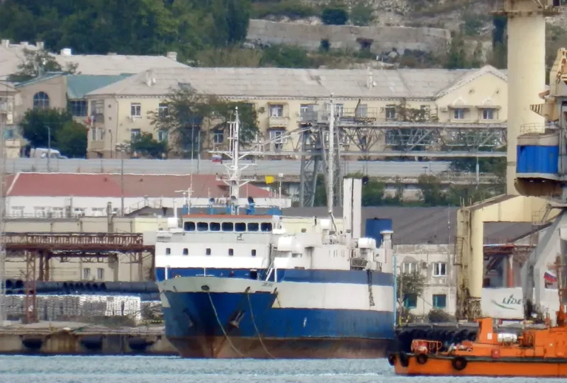 LIDER AMIRAL Ro-Ro IMO 7700427 photo 3