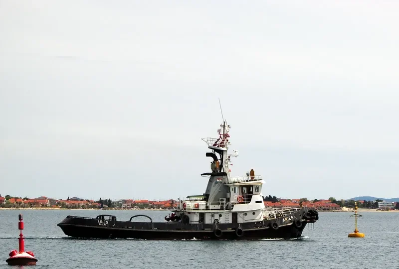 ARIES Offshore Vessel IMO 7708170 photo 4