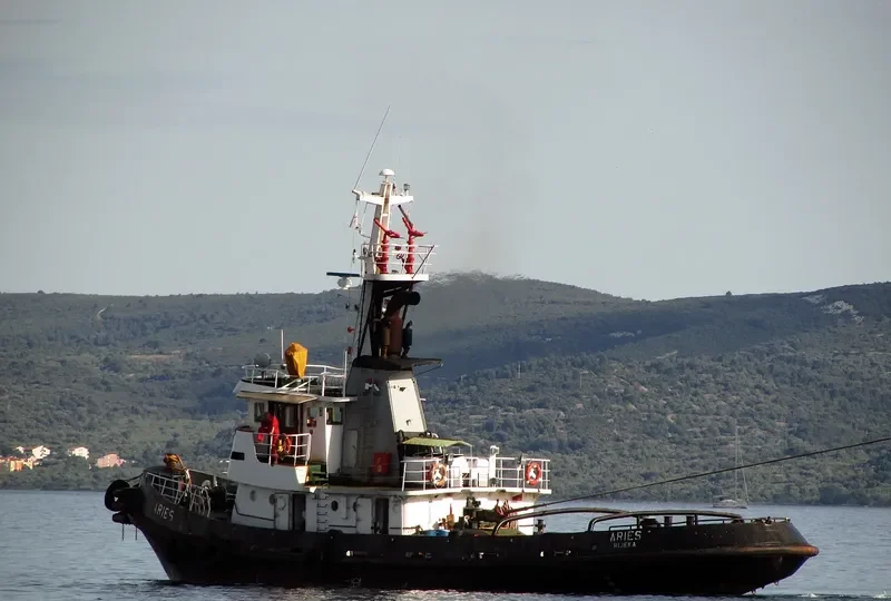 ARIES Offshore Vessel IMO 7708170 photo 8