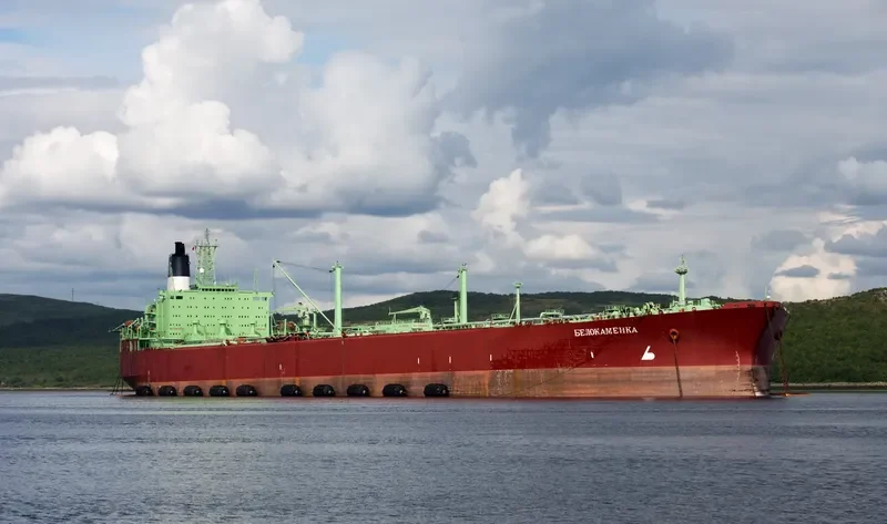 BELOKAMENKA Tanker IMO 7708314 photo 3